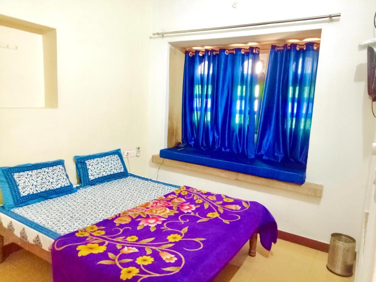 Hotel Desert Bloom Dzsaiszalmer Kültér fotó